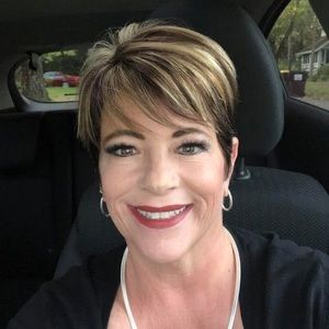 Meet your Posher, Mary ellen